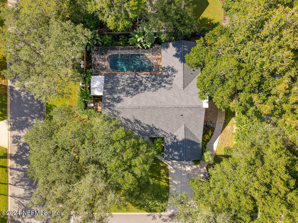 1312 PLANTATION OAKS Drive S