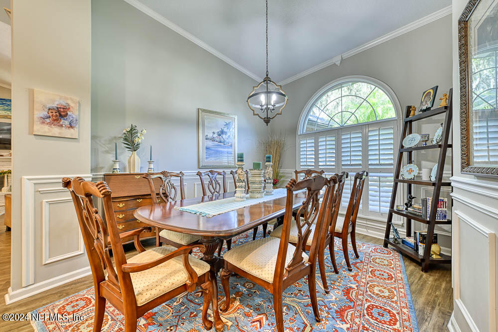 1312 PLANTATION OAKS Drive S