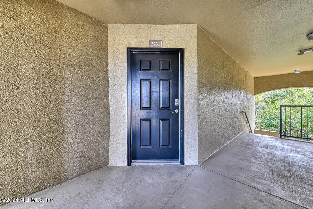1655 THE GREENS Way, 2231