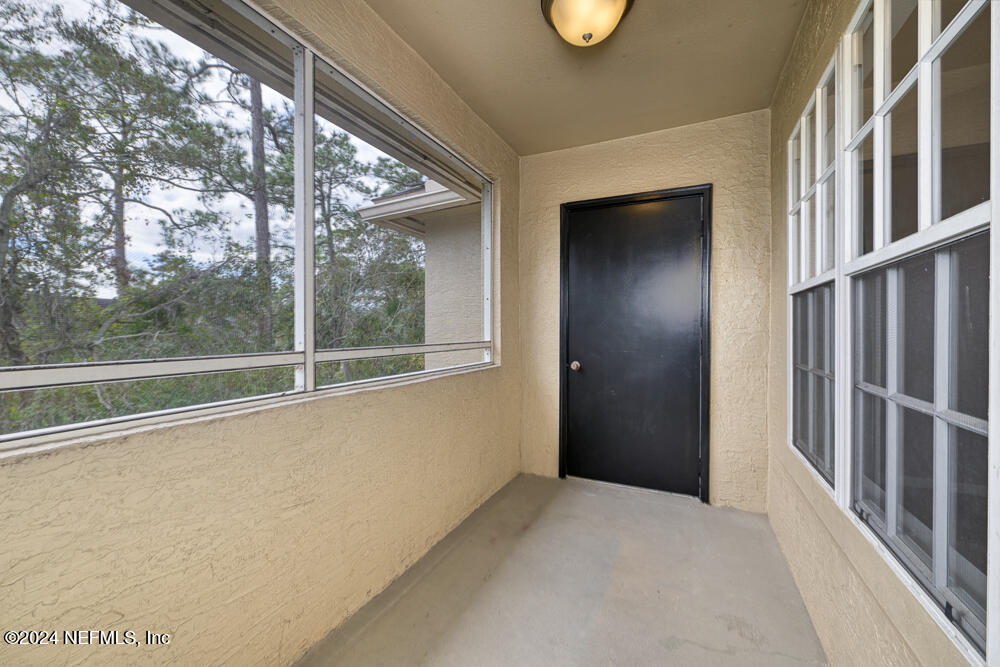 1655 THE GREENS Way, 2231