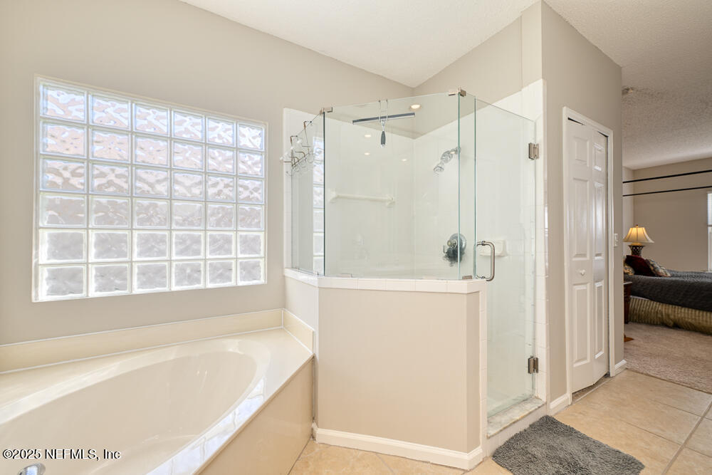 4225 LEAPING DEER Lane
