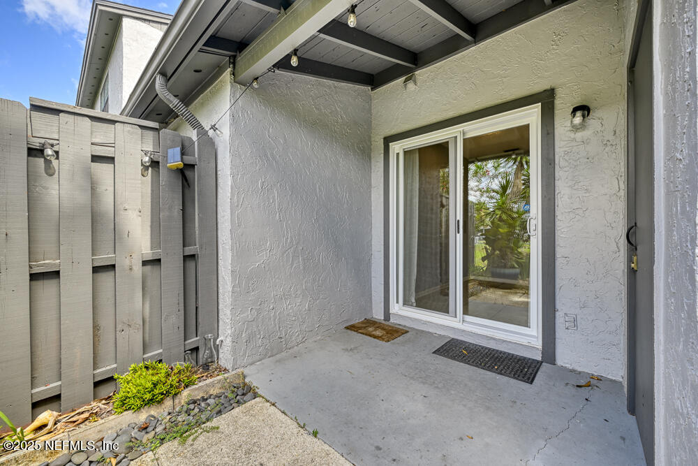 10 PONTE VEDRA Court, B