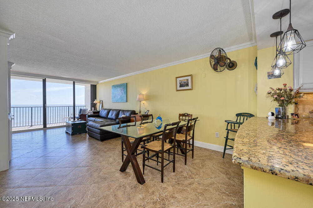 1301 1ST Street S, 803