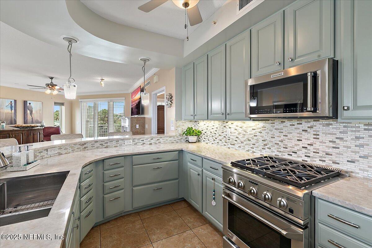 116 19TH Avenue N, 301
