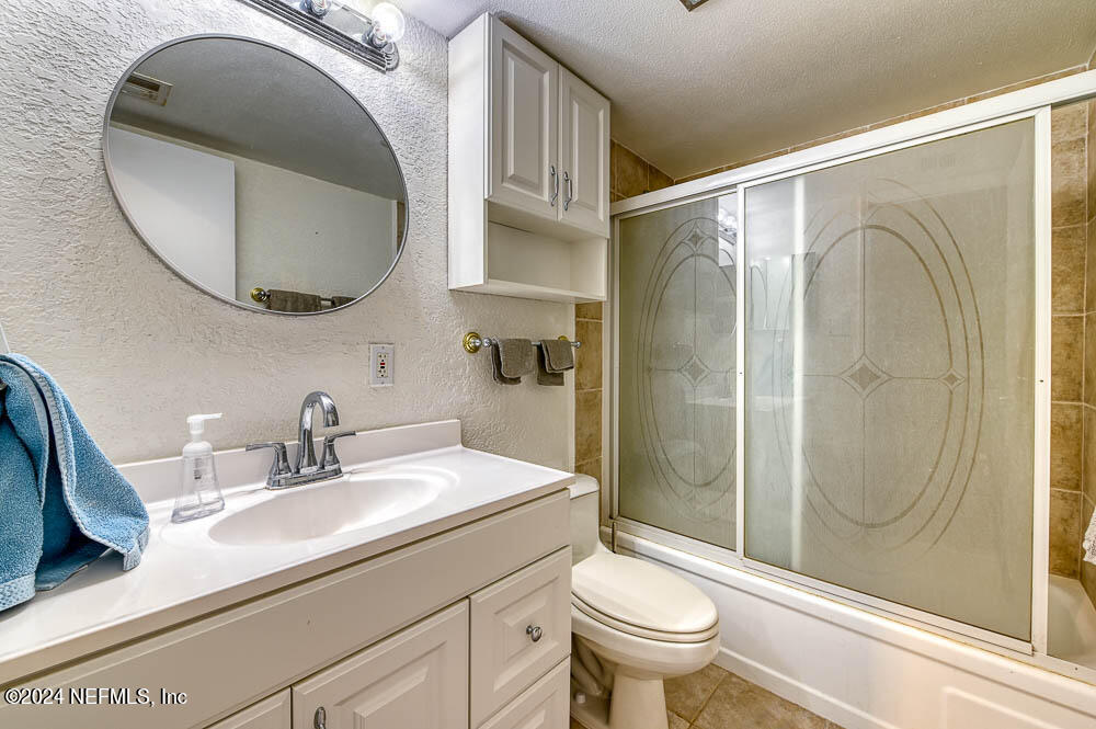 2321 COSTA VERDE Boulevard 201