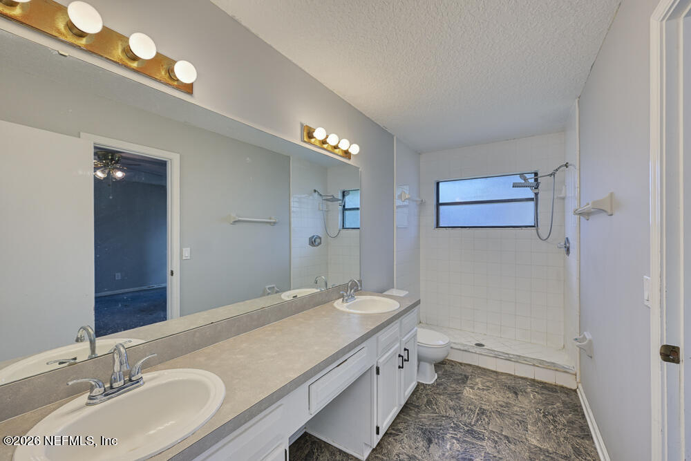 403 SCARLET BUGLER Lane N