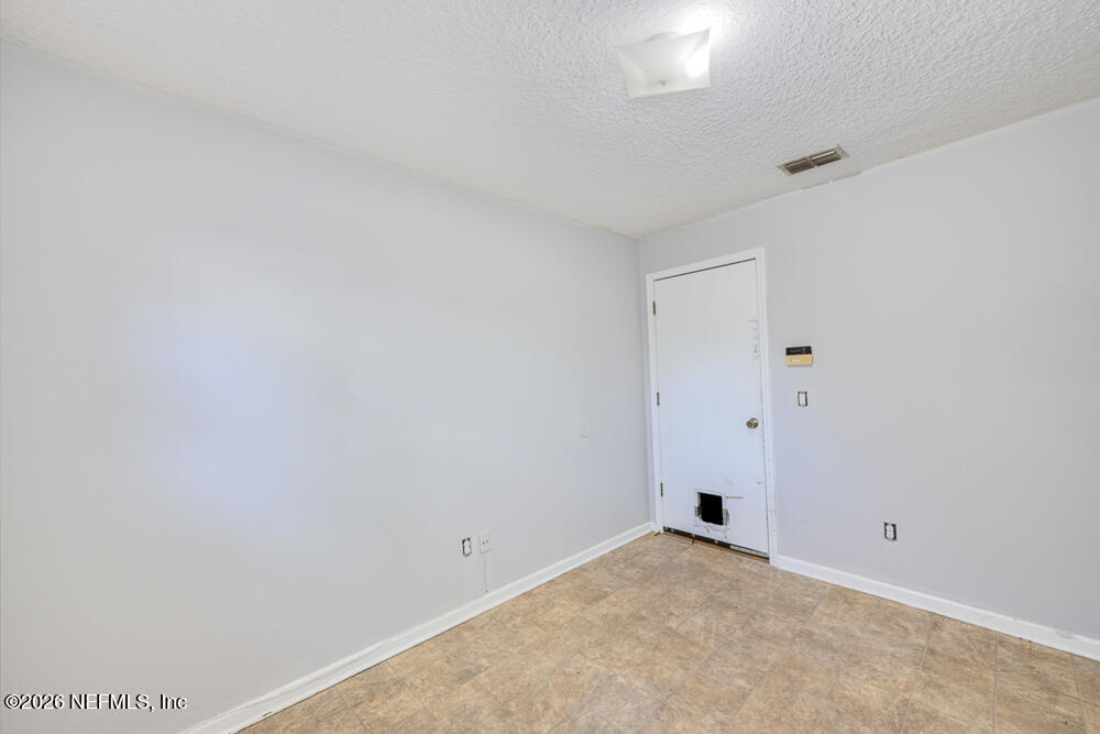 403 SCARLET BUGLER Lane N