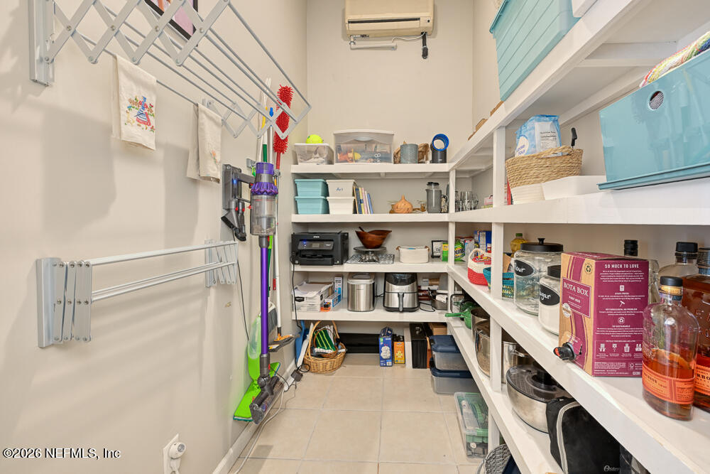 1470 MARSH VIEW Court