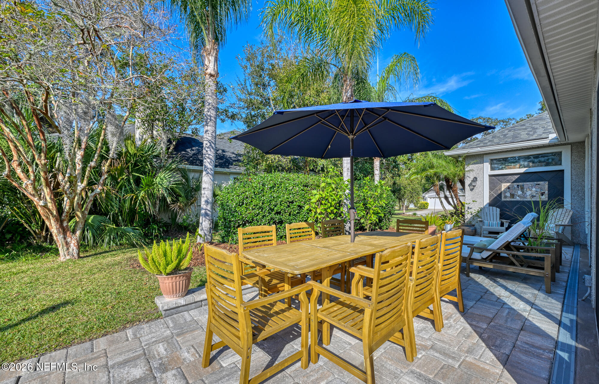 1571 BLUE HERON Lane