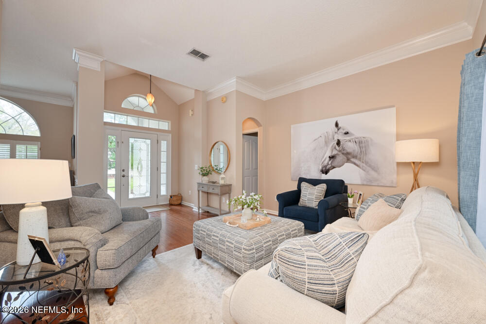 1571 BLUE HERON Lane