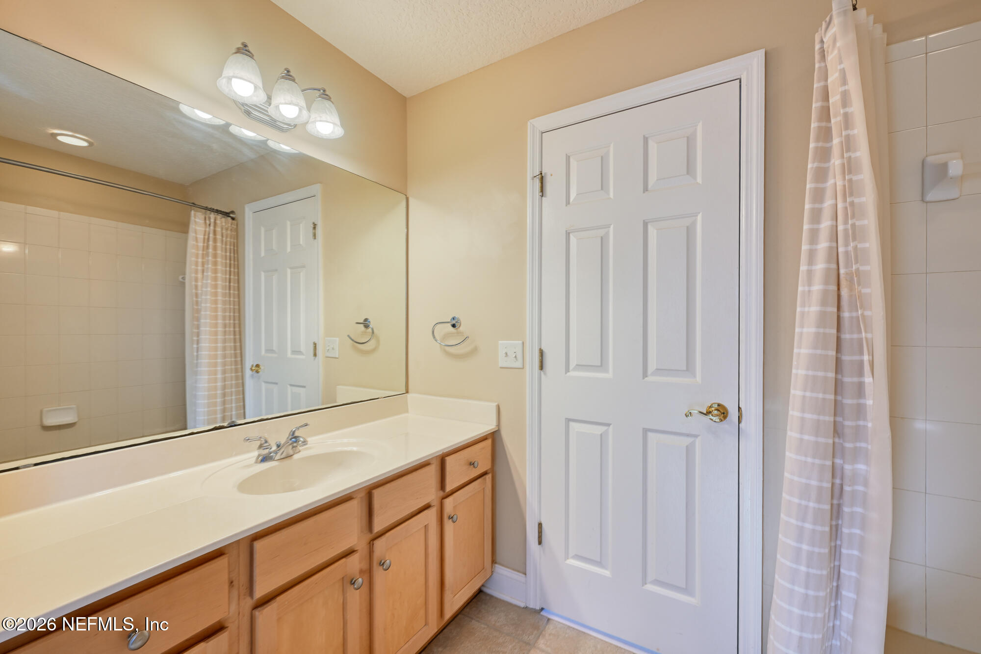 645 SAND ISLES Circle