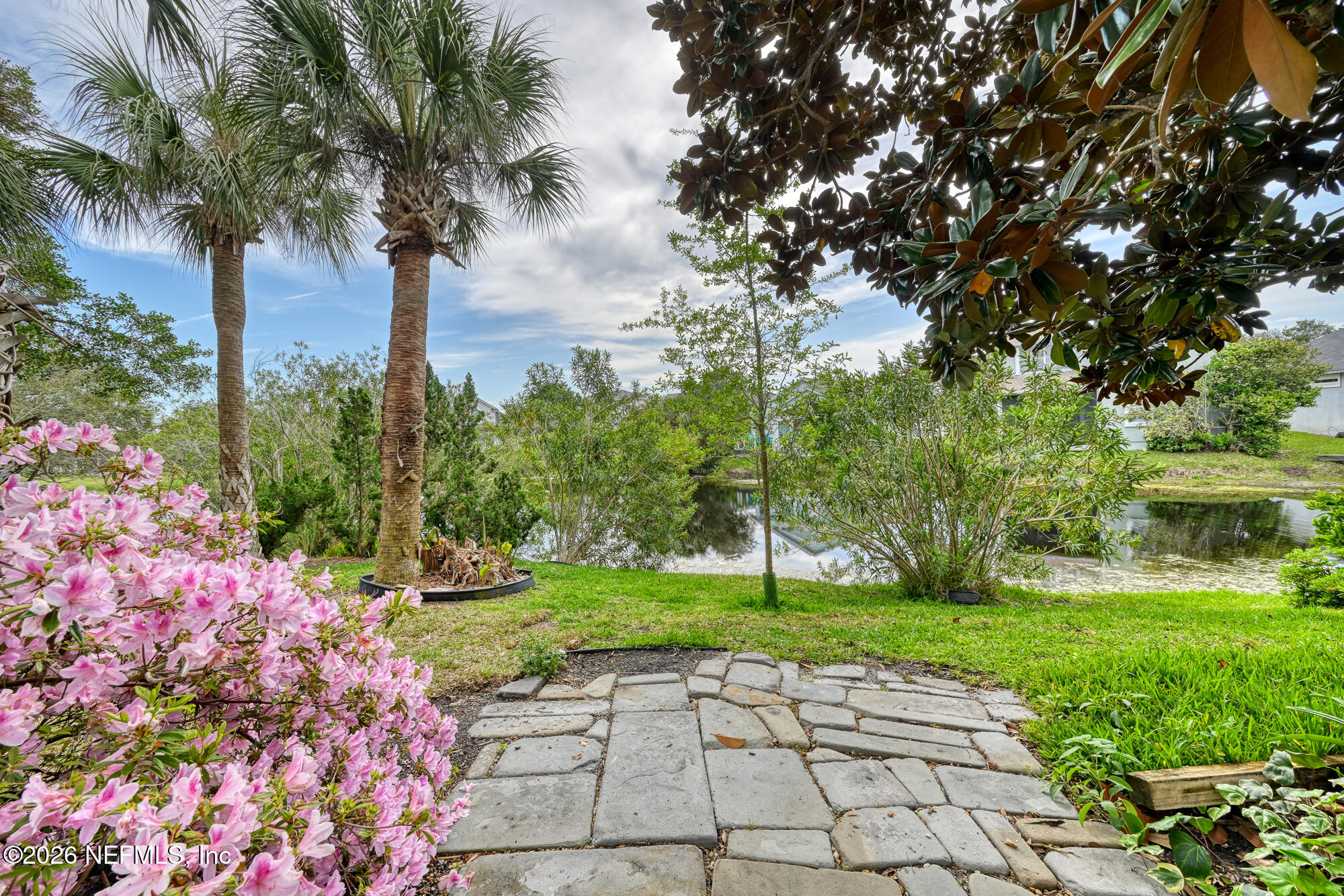 645 SAND ISLES Circle