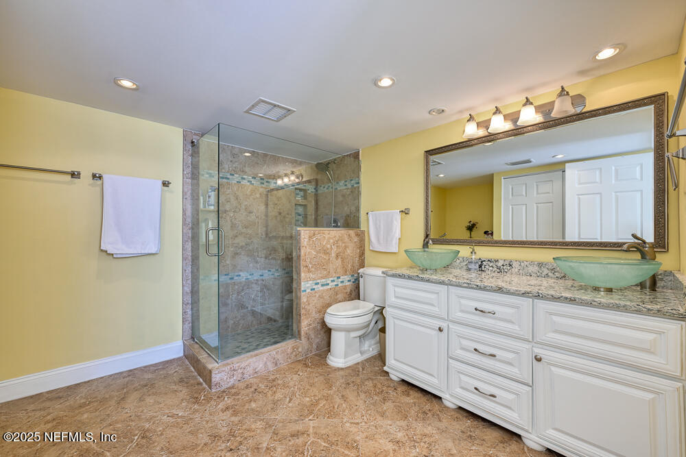 1301 1ST Street S 803