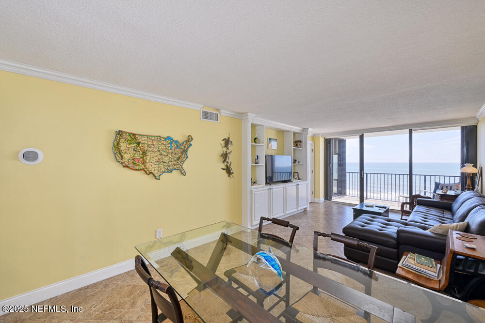 1301 1ST Street S 803