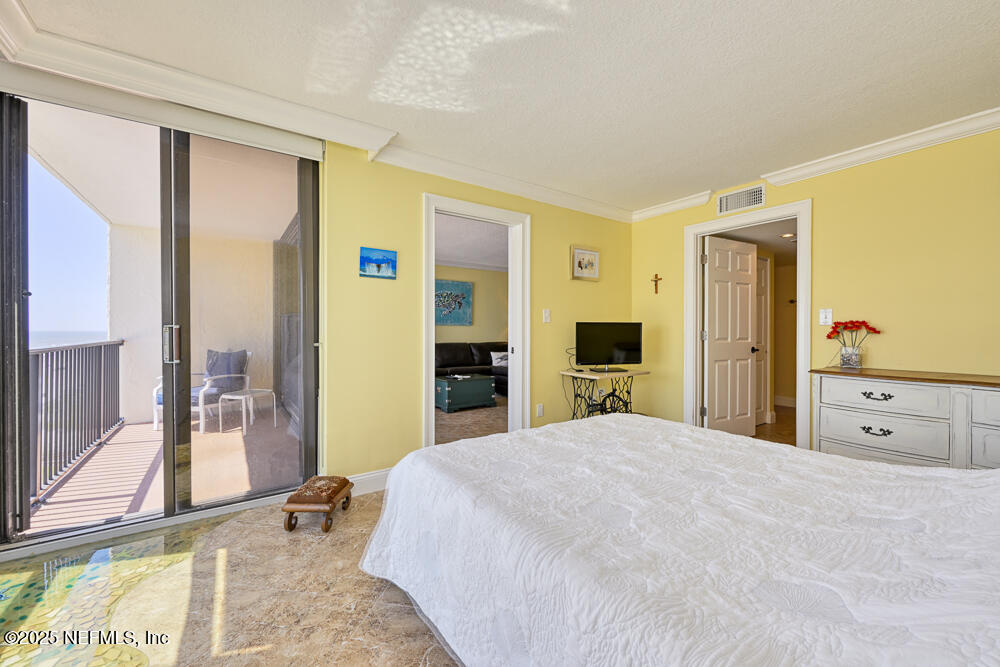 1301 1ST Street S 803