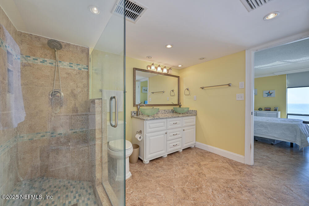 1301 1ST Street S 803