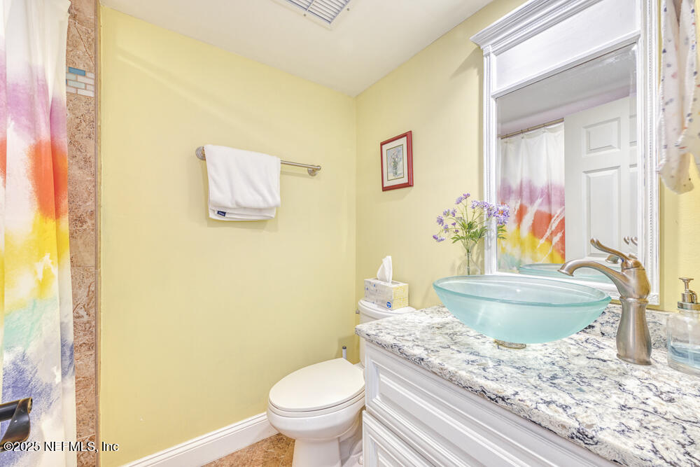 1301 1ST Street S 803