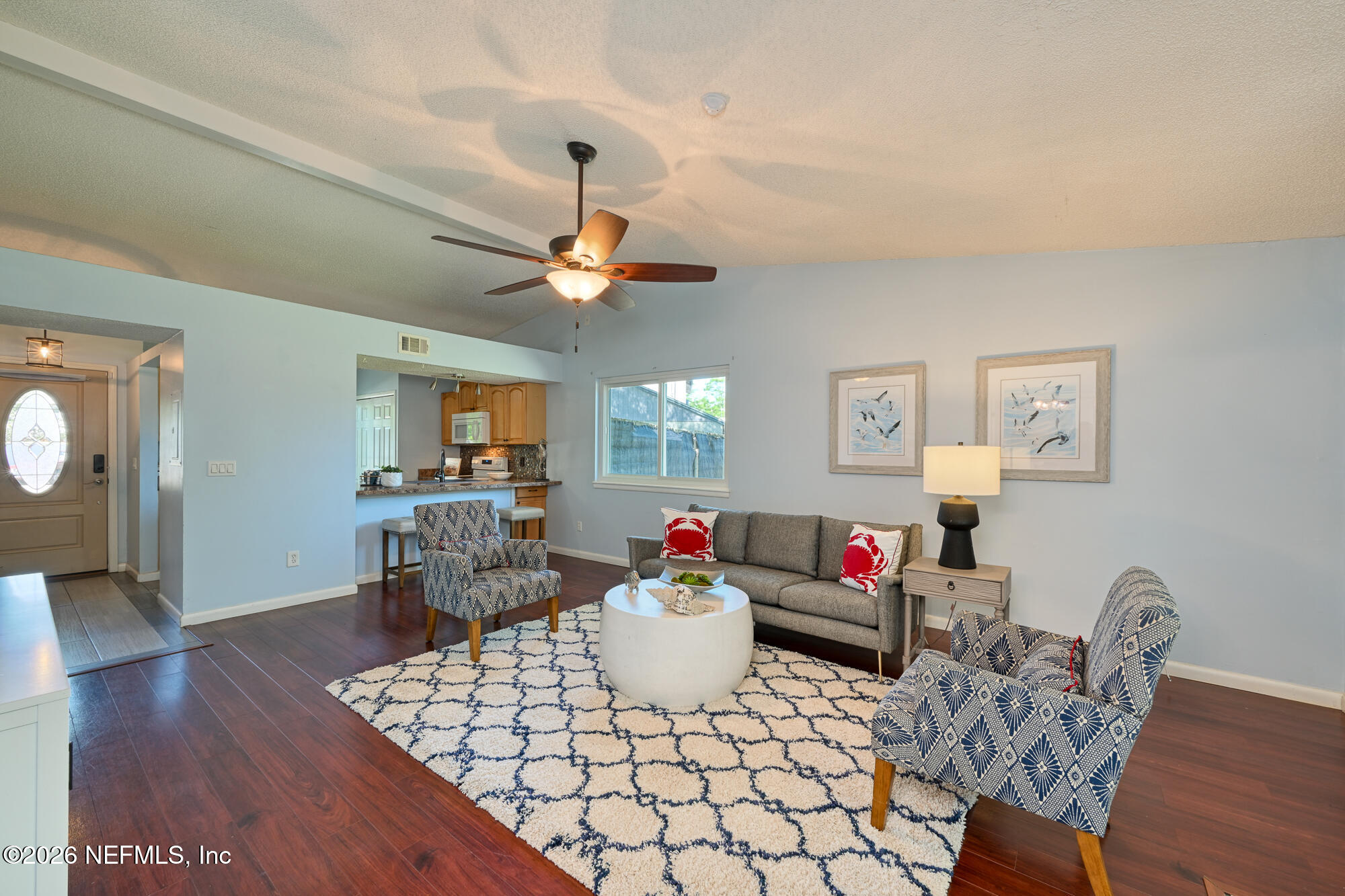 582 AQUATIC Drive