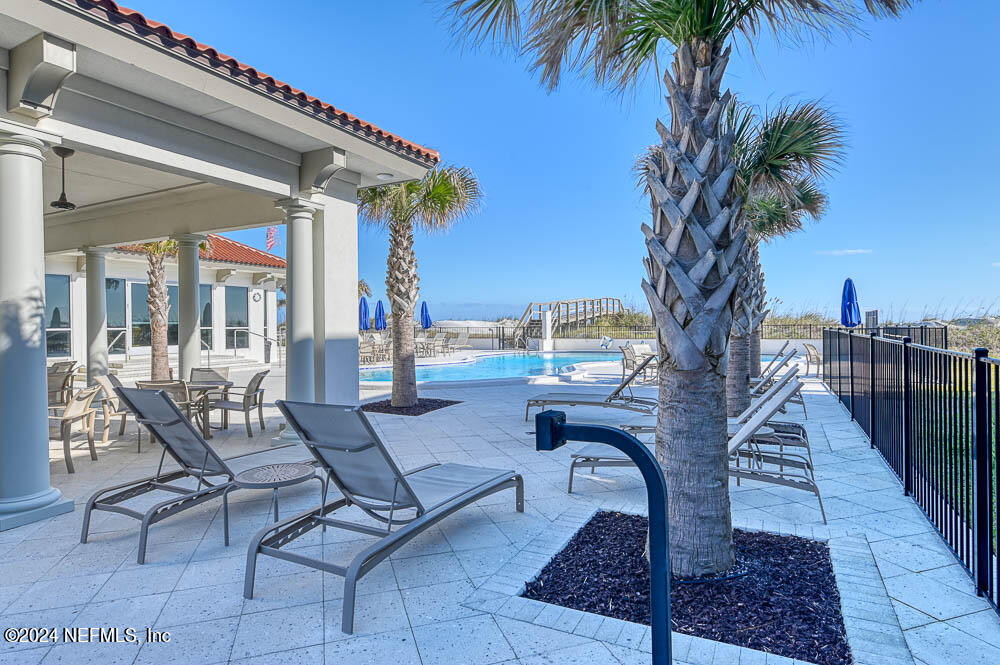 2321 COSTA VERDE Boulevard 201