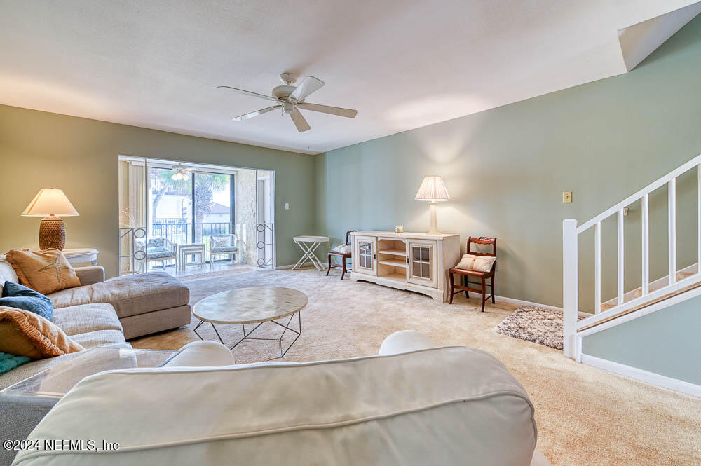 2321 COSTA VERDE Boulevard 201