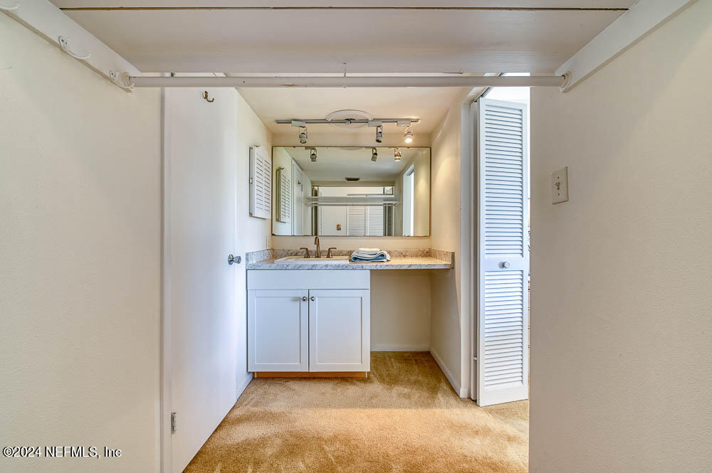 2321 COSTA VERDE Boulevard 201