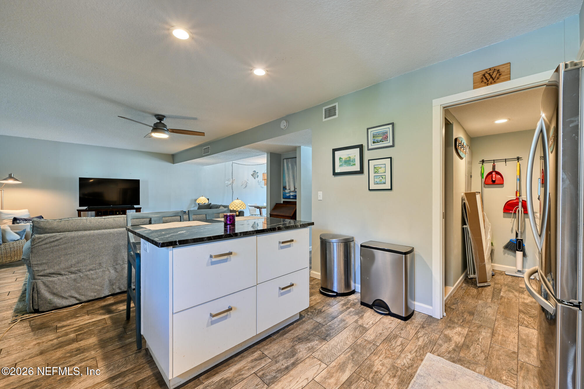 2233 SEMINOLE Road 32