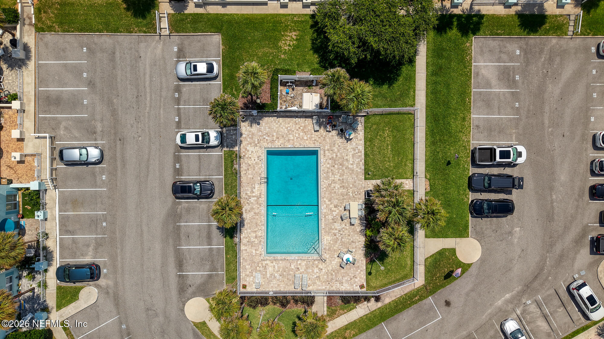 2233 SEMINOLE Road 32