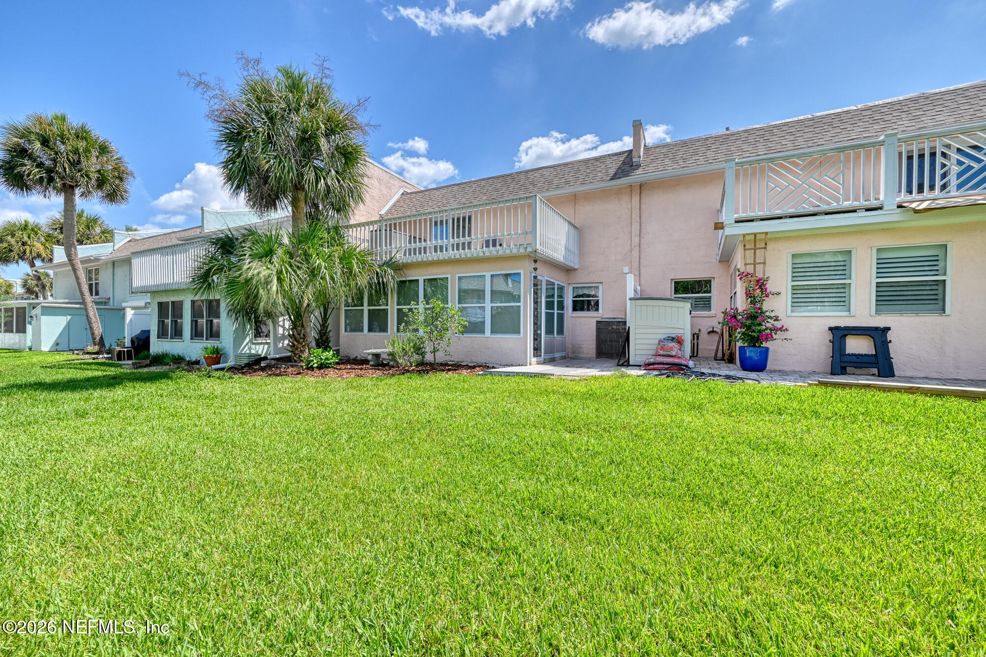 2233 SEMINOLE Road 32