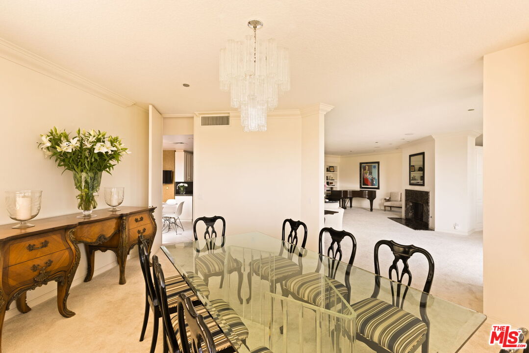 300 N Swall Dr Unit: 353