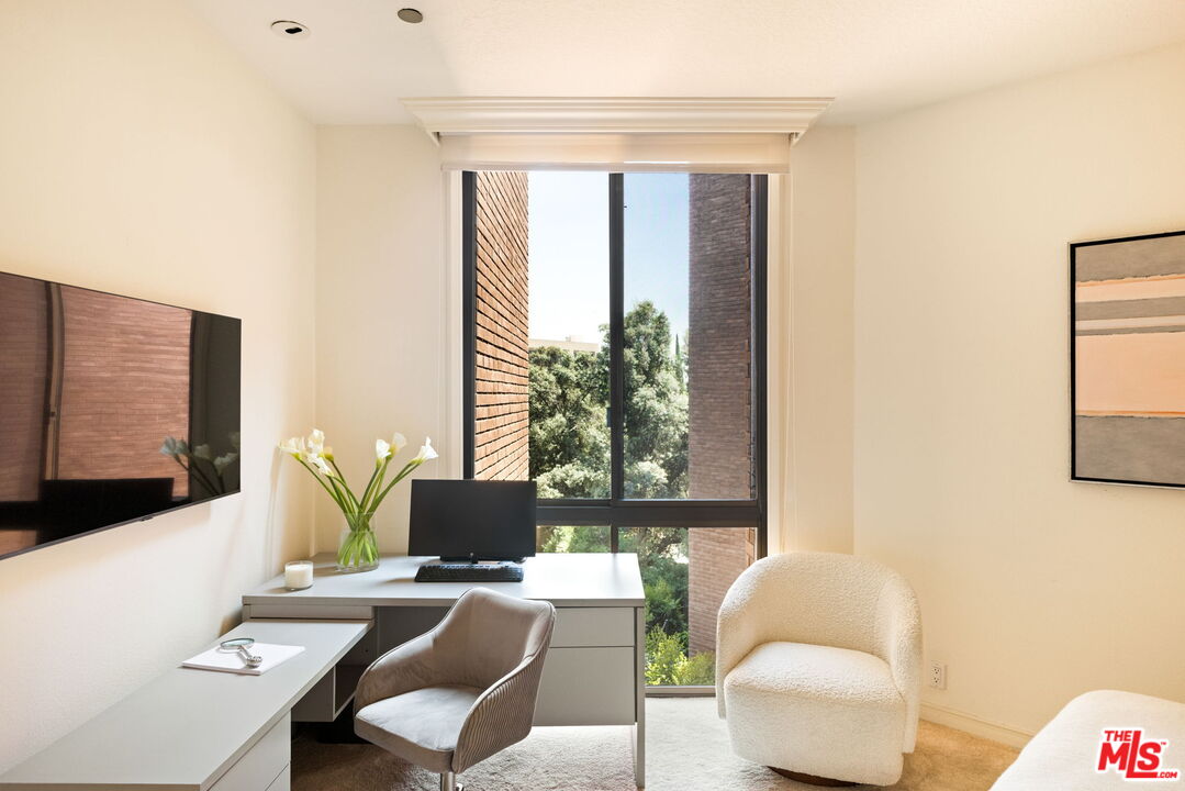 300 N Swall Dr Unit: 353