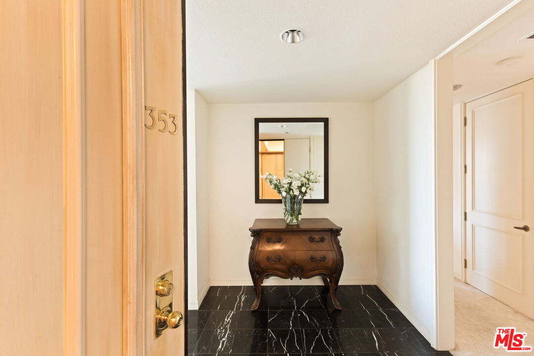 300 N Swall Dr Unit: 353