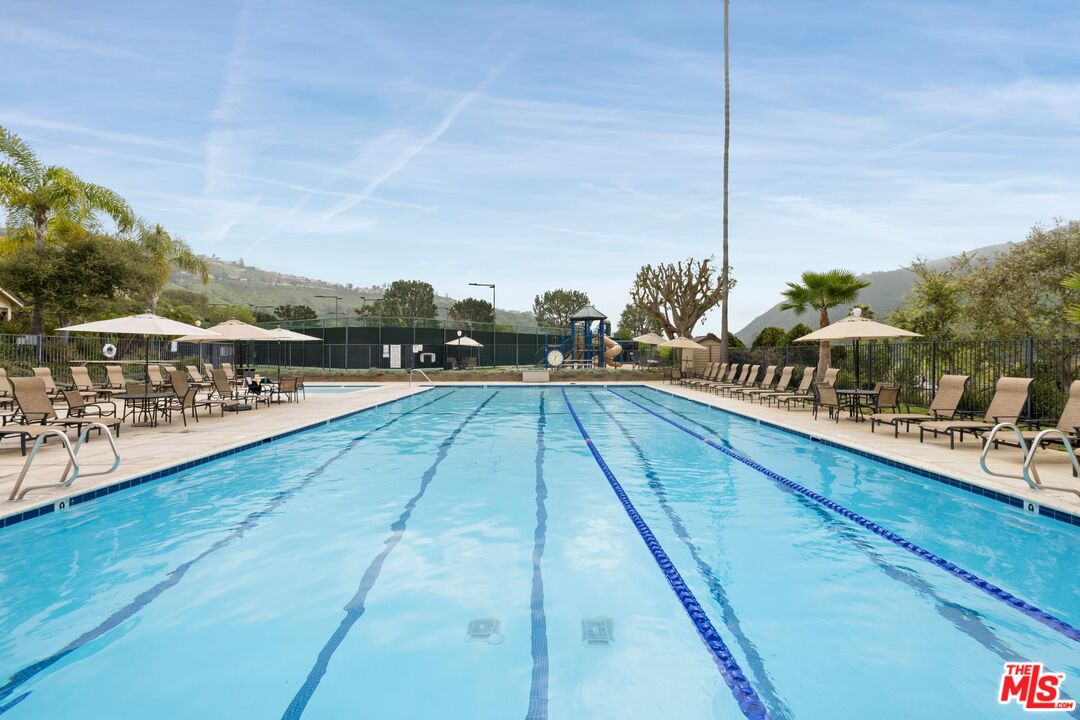 1329 Avenida De Cortez