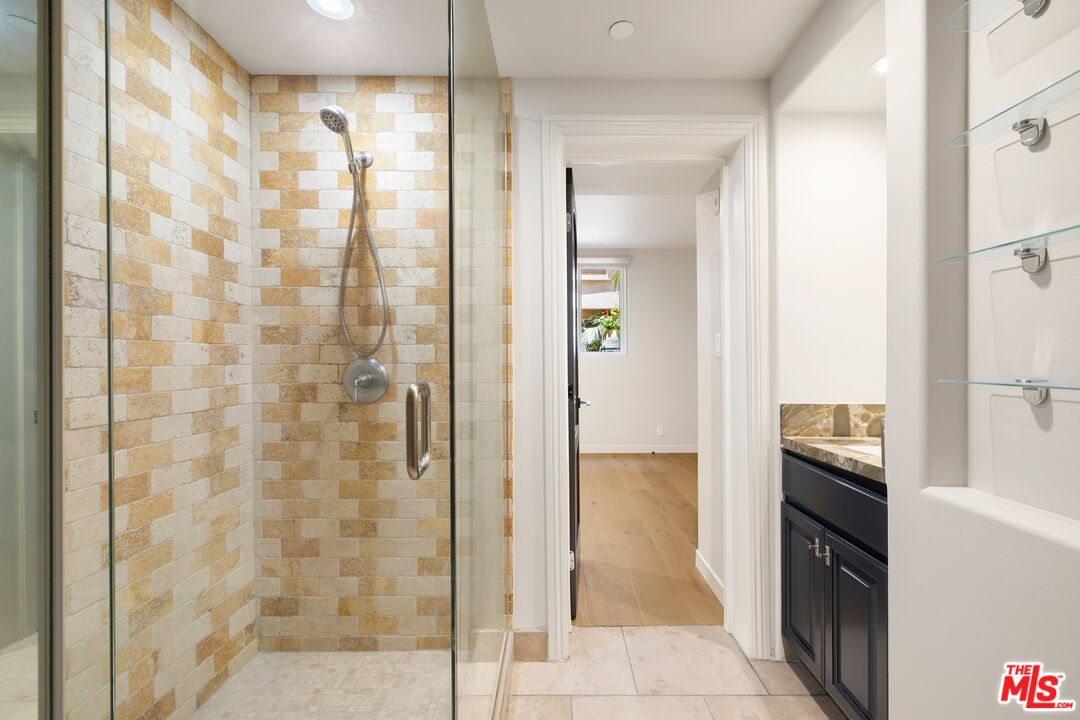 16123 W Sunset Blvd Unit: 105