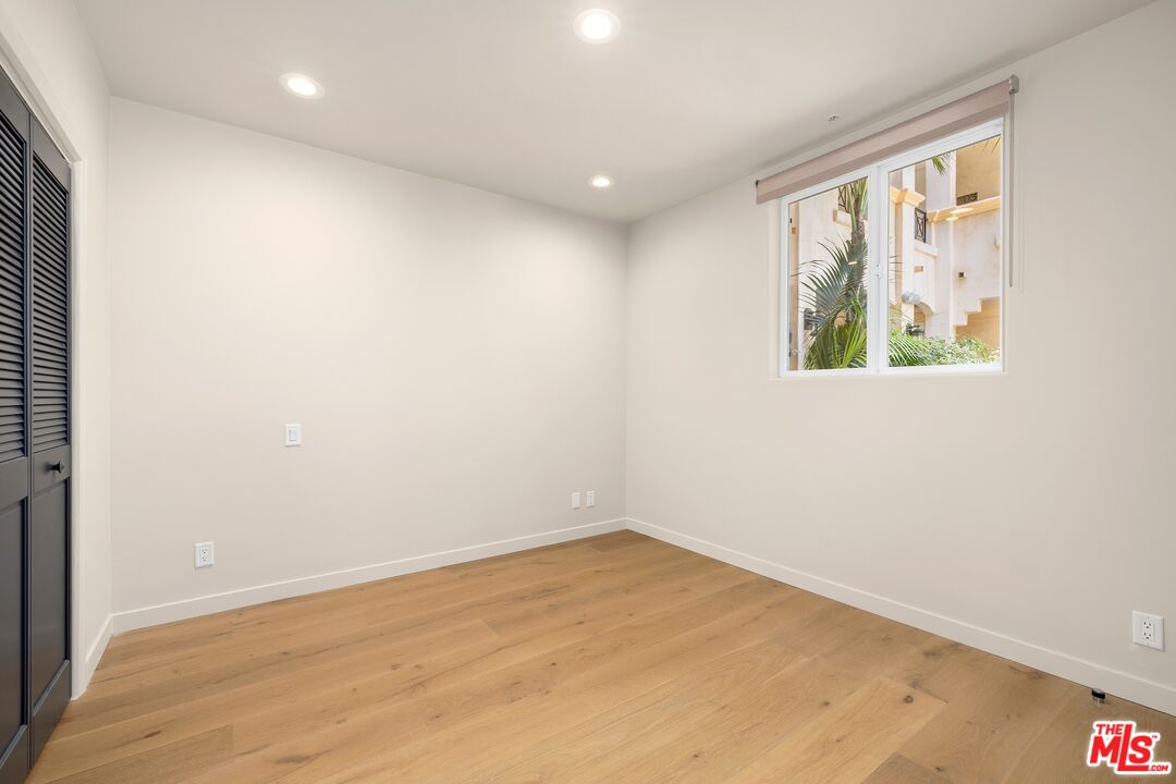 16123 W Sunset Blvd Unit: 105