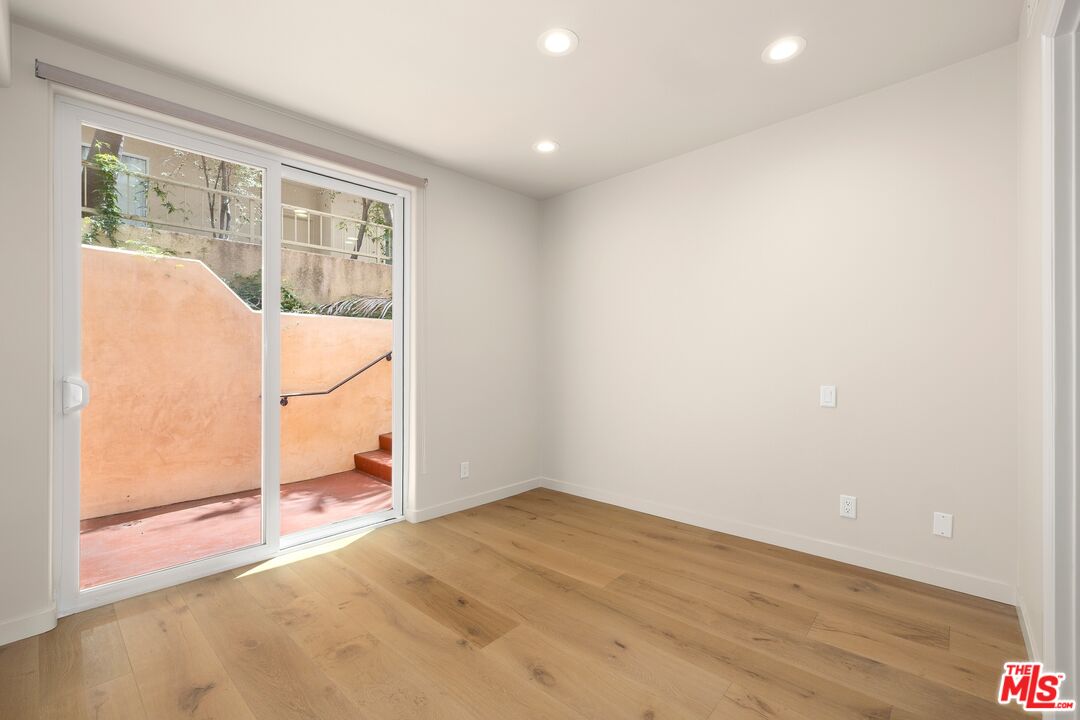 16123 W Sunset Blvd Unit: 105