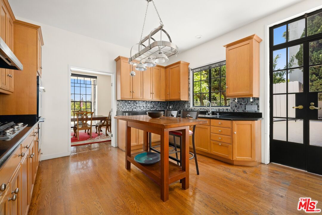 333 Dalehurst Ave