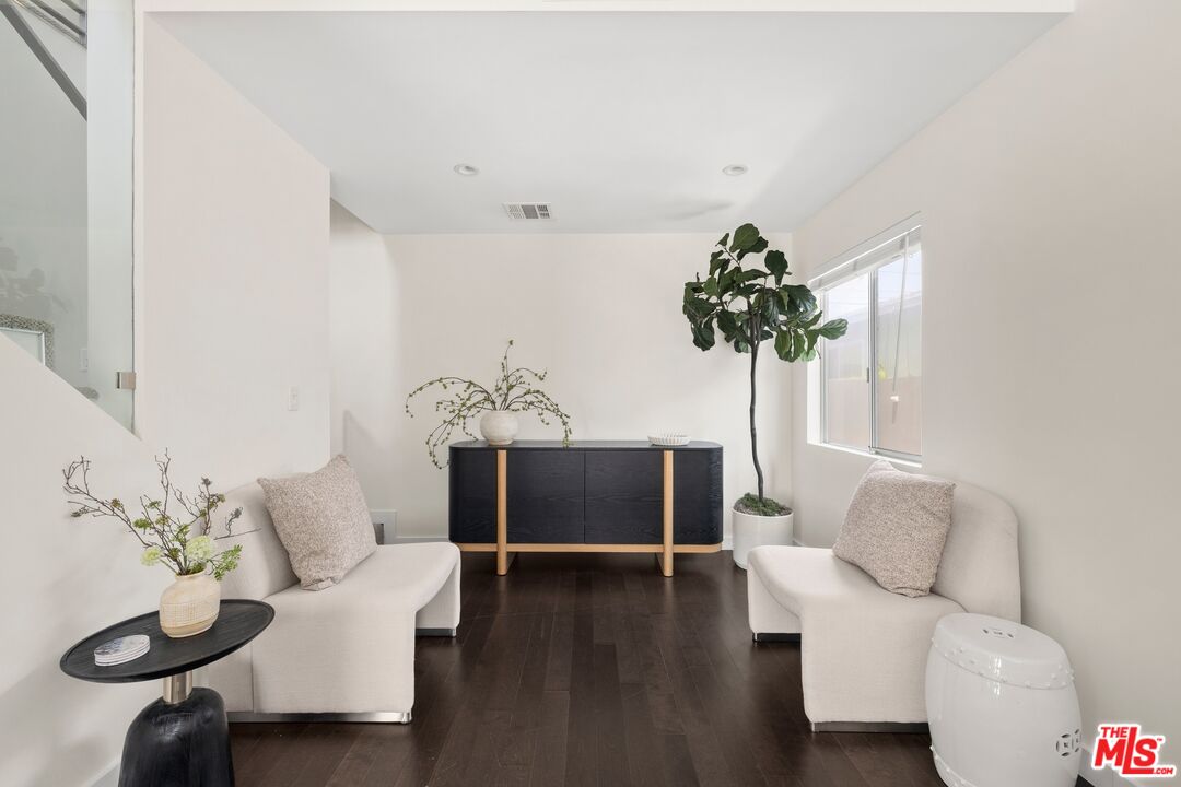 12545 Walsh Ave