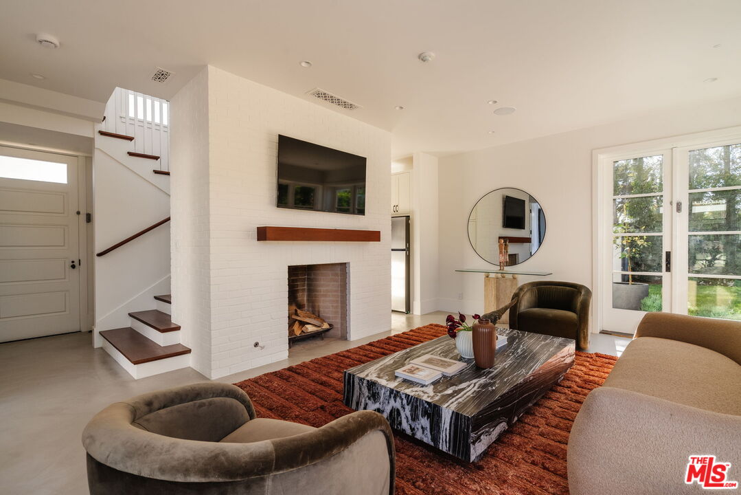 931 Chautauqua Blvd