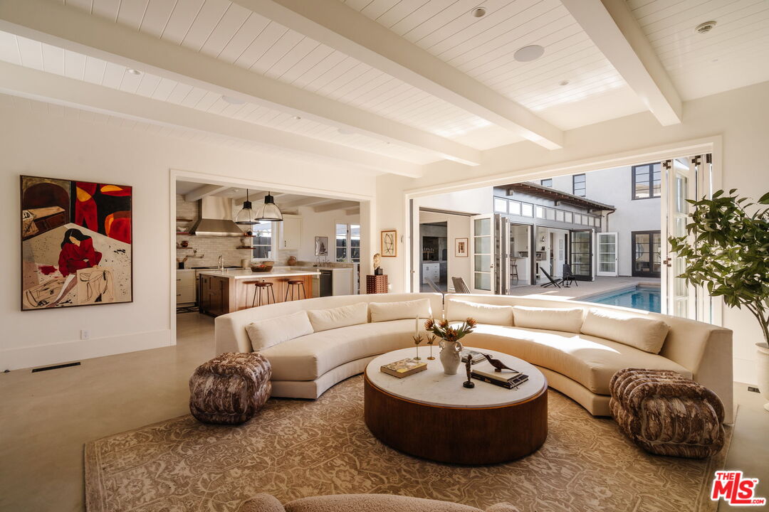 931 Chautauqua Blvd