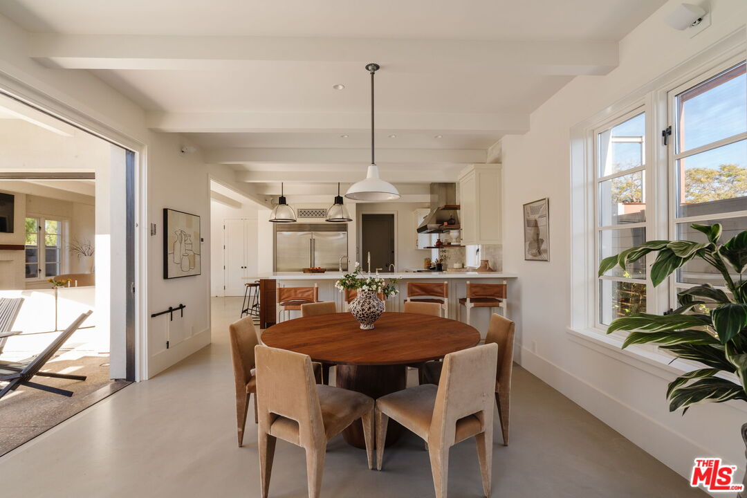 931 Chautauqua Blvd