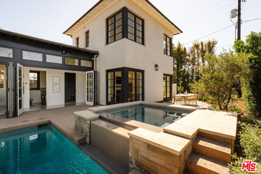 931 Chautauqua Blvd