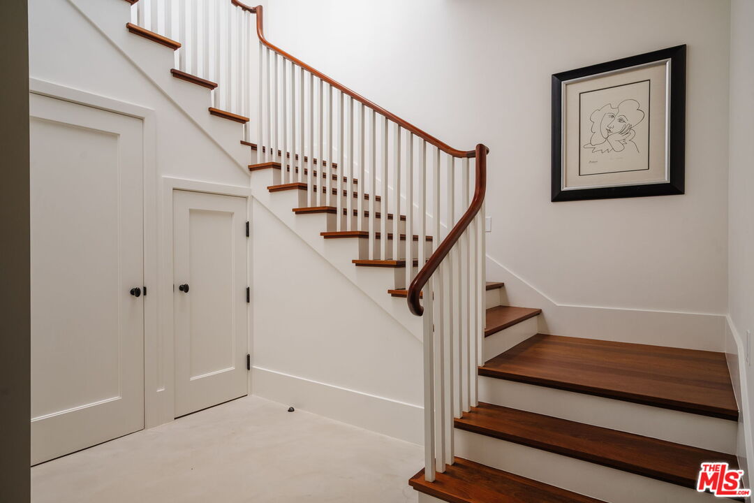 931 Chautauqua Blvd