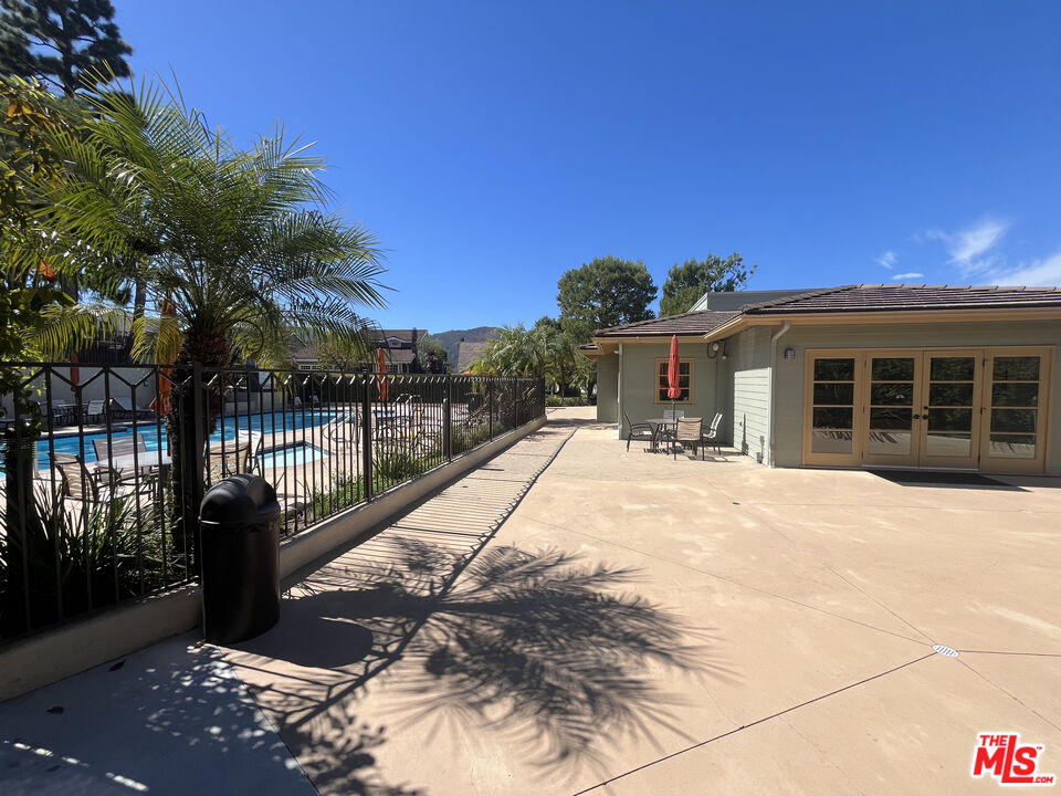 17290 Avenida De La Herradura