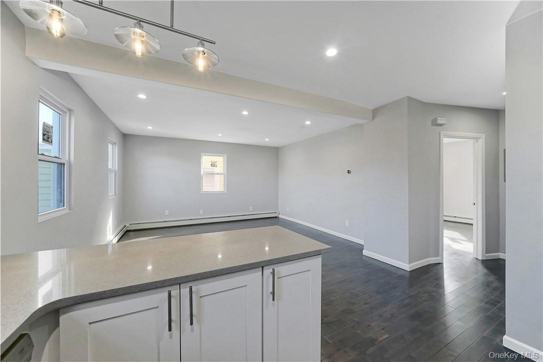 173 Washington Street Unit: 2