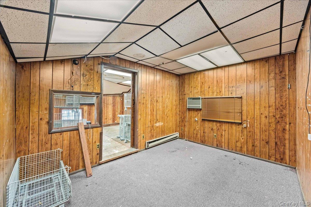 1044 Merrick Road