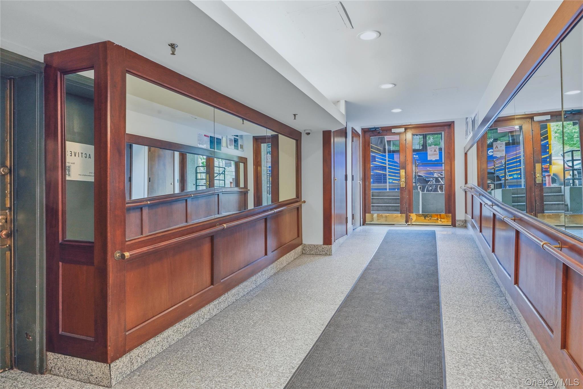 649 2nd Avenue Unit: 2H