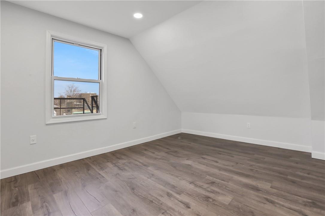 115 Washington Street Unit: 3