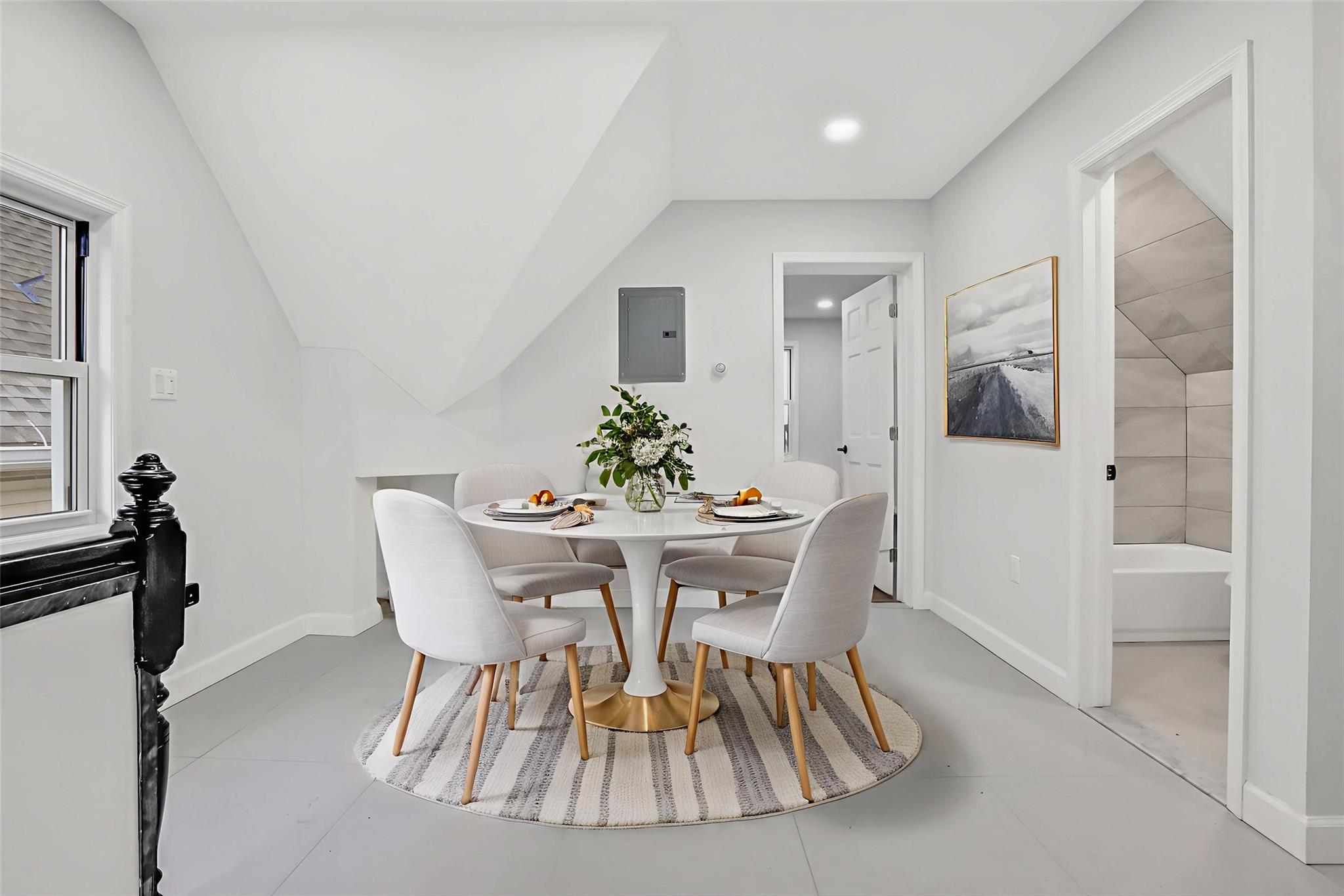 115 Washington Street Unit: 3