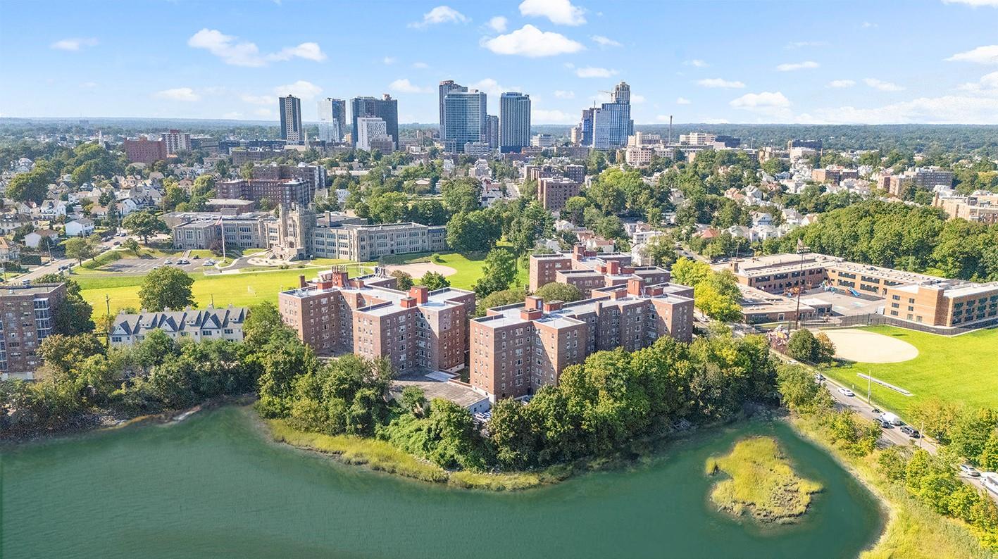 220 Pelham Road Unit: 4P