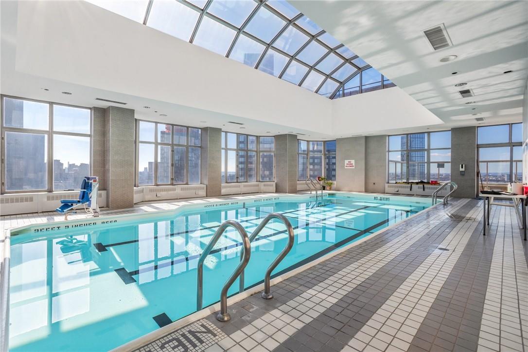 500 W 43rd Street Unit: 15E